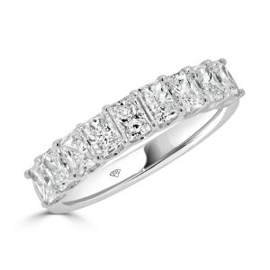 Radiant Cut diamonds ring