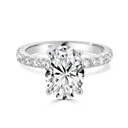 Oval Cut Engagement Ring