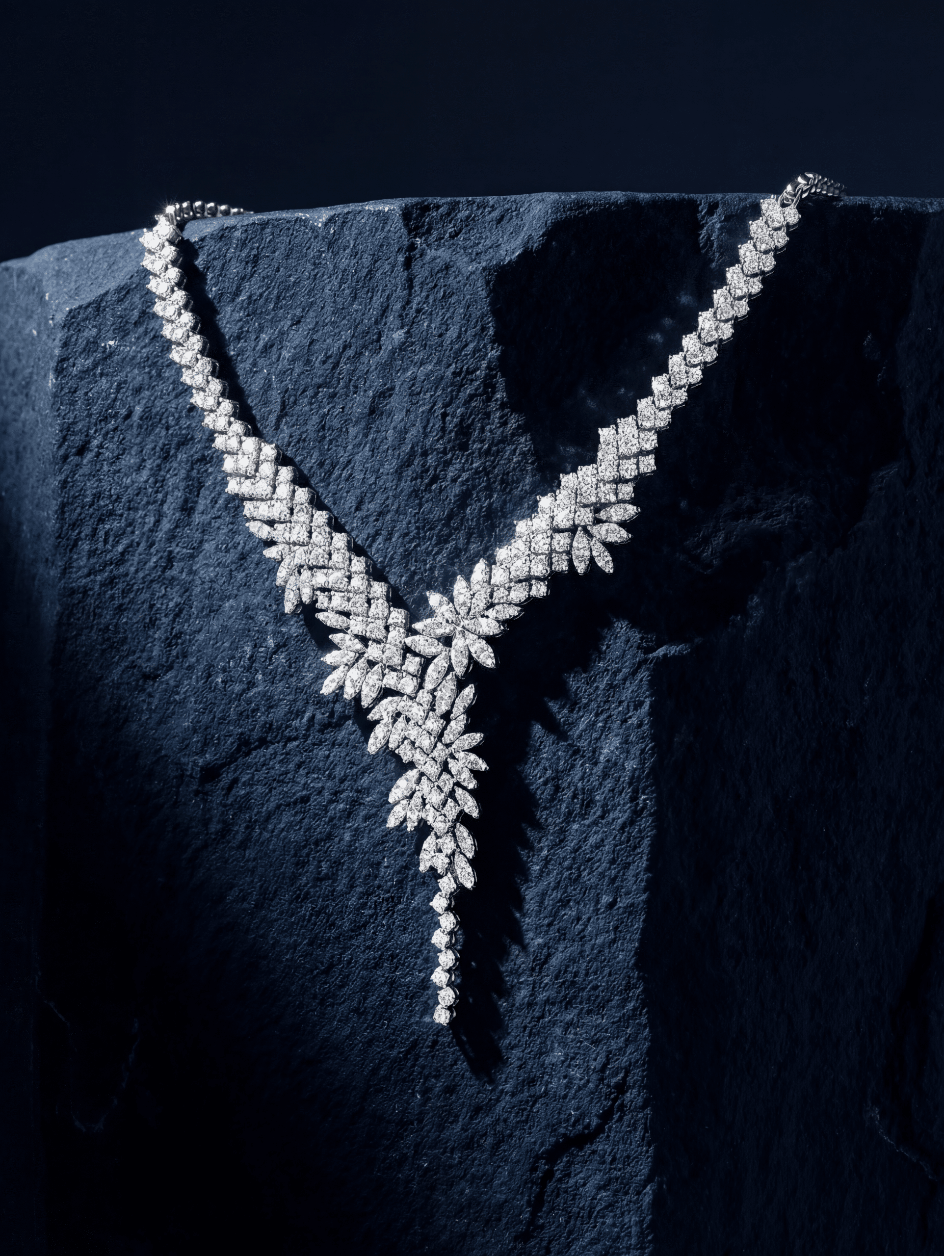 Dazzle in Colour Diamond Sapphire Neckla…