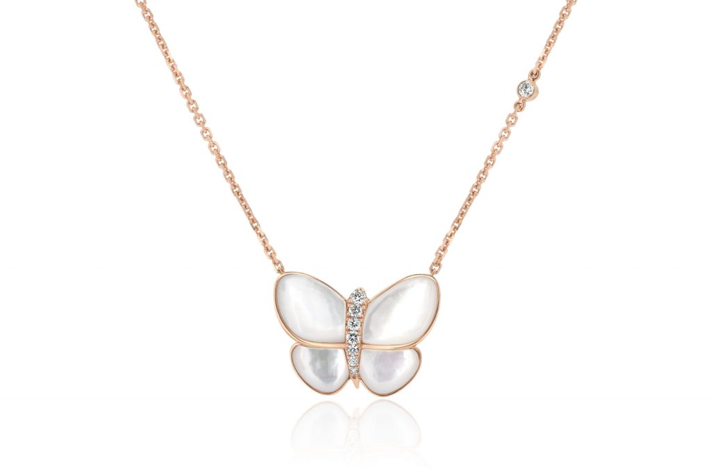 Mother of pearl gold necklace