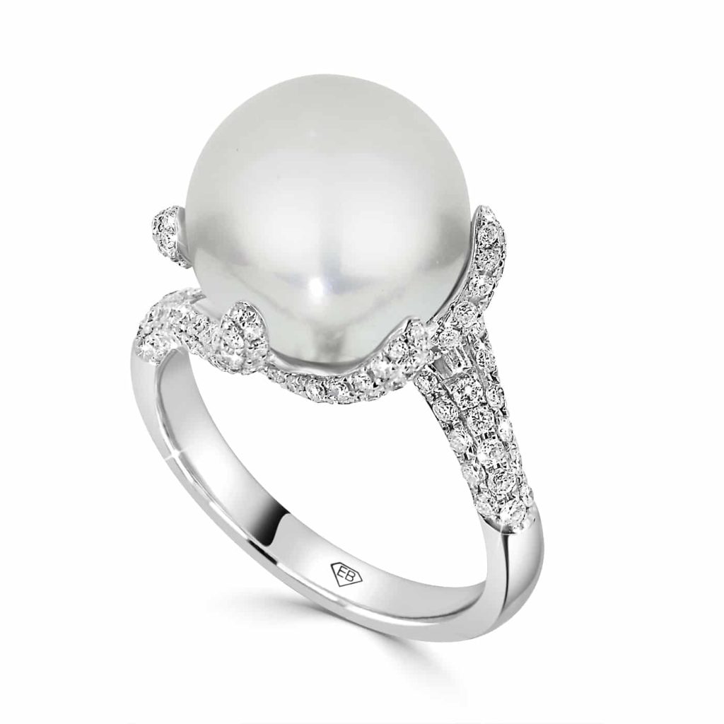 Pearl Twist Claws Ring