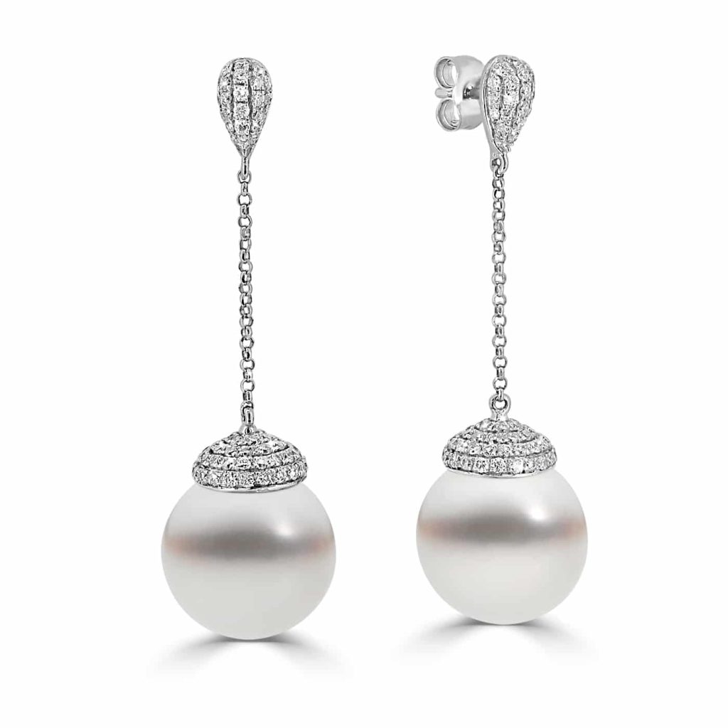 gold pearl drop earrings