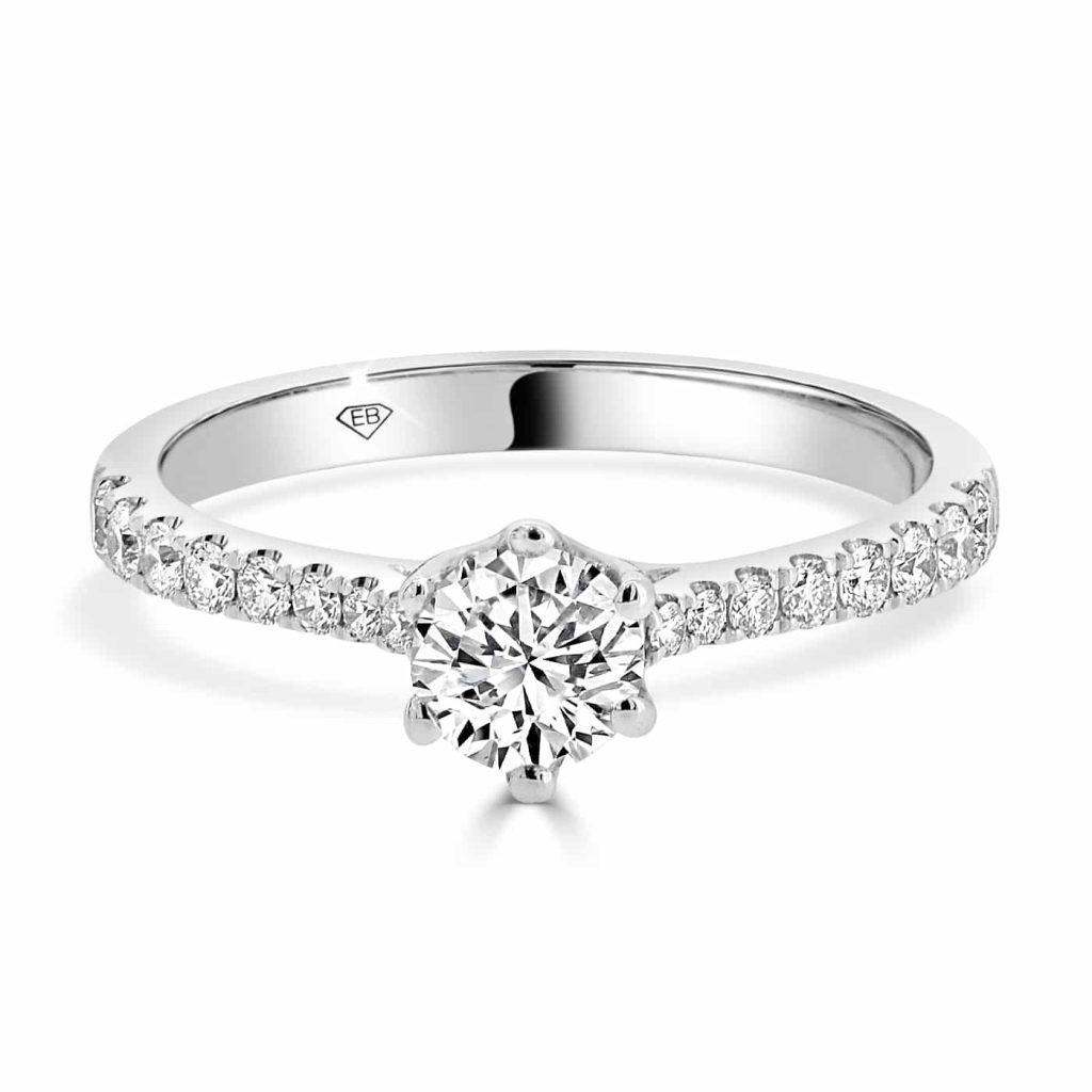 Round brilliant cut diamond ring