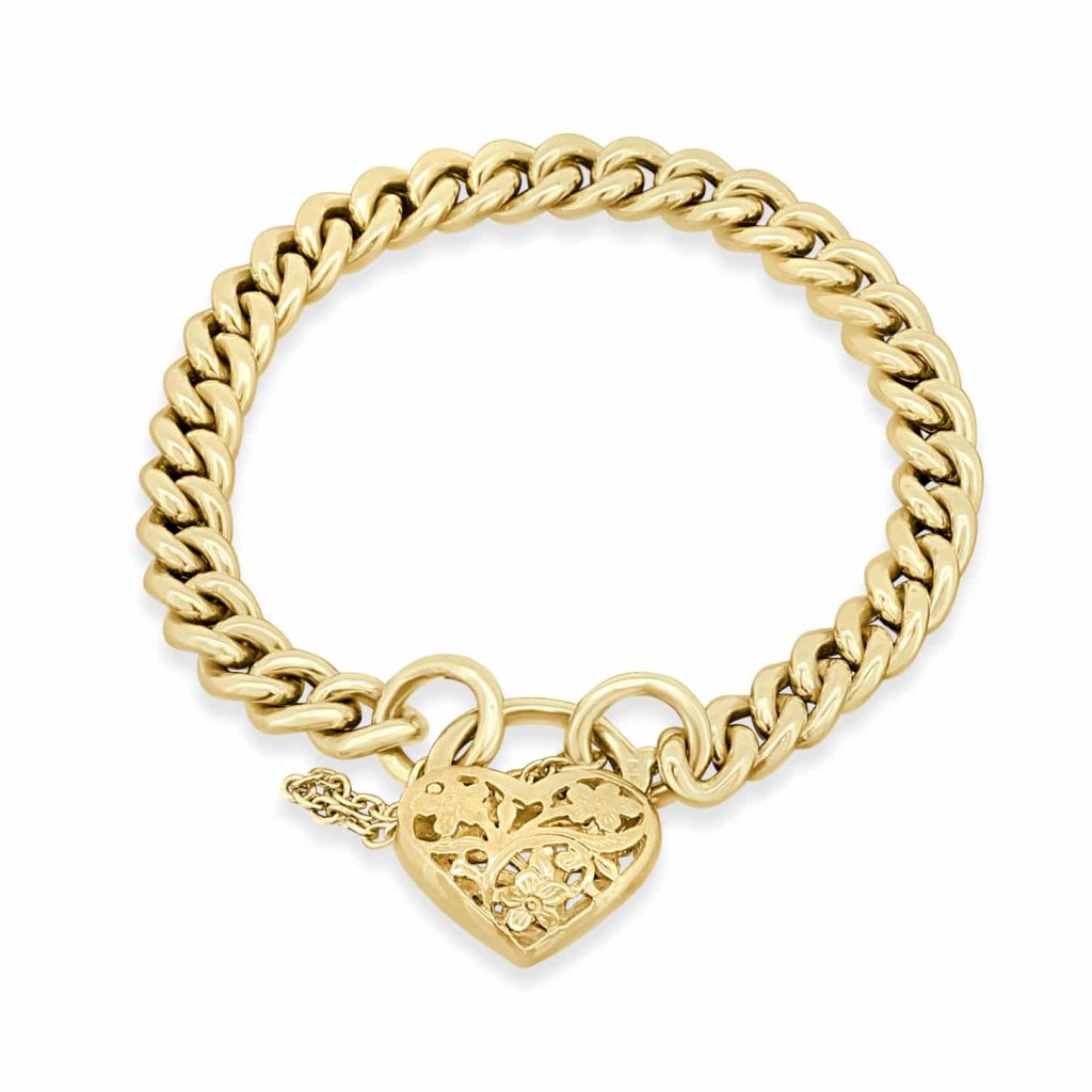 Gold heart chain bracelet