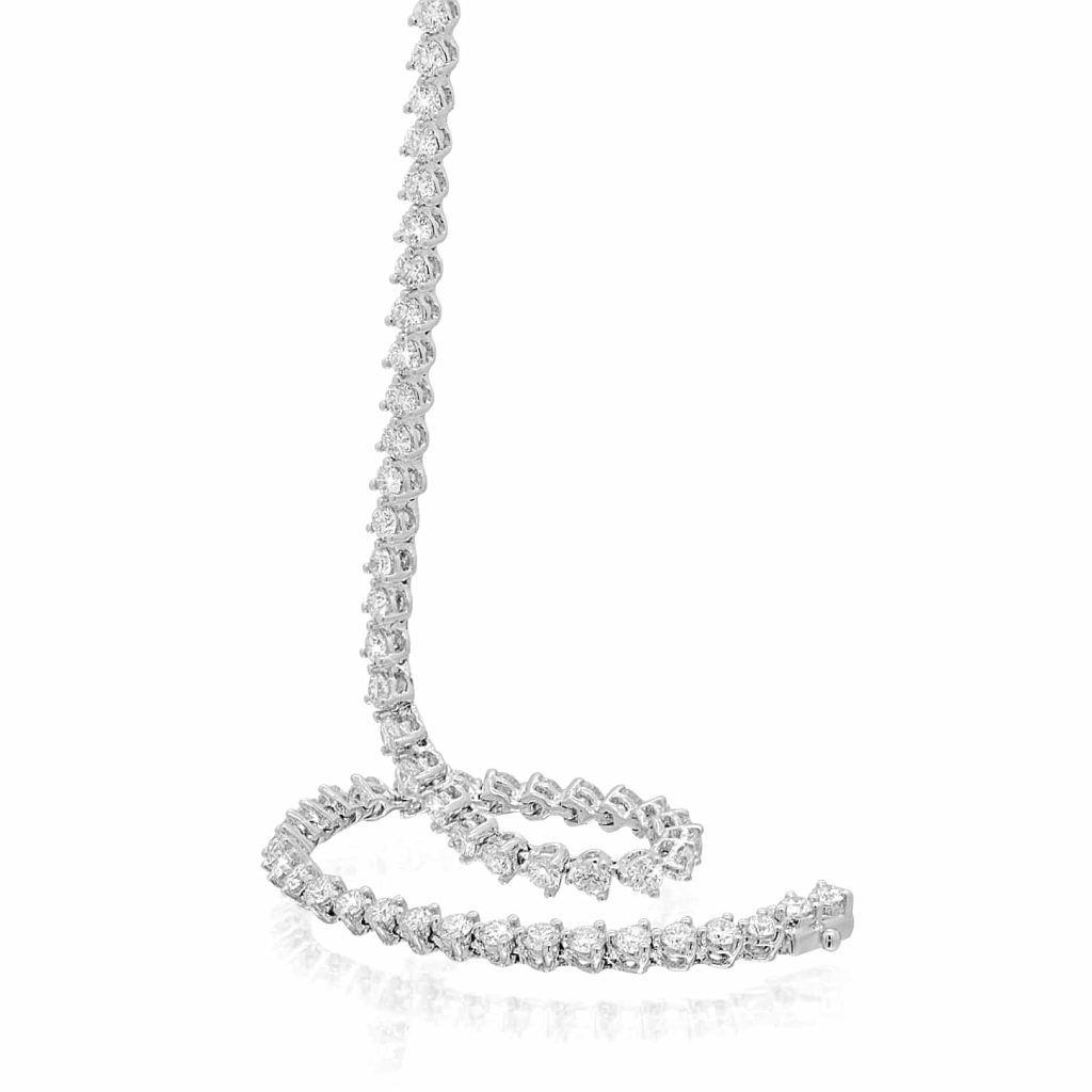 Luxury white gold tennis bracelet with natural diamonds