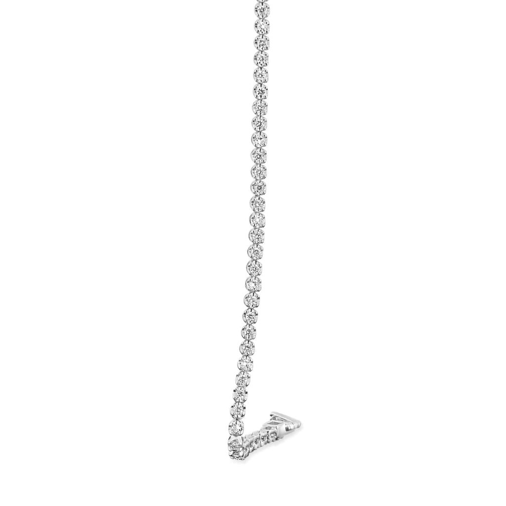 White gold tennis bracelet
