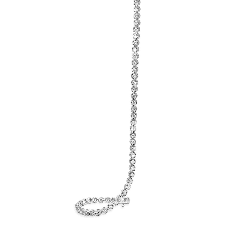 White gold diamond tennis bracelet