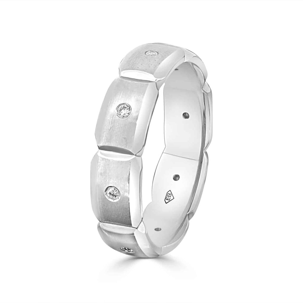 White gold men’s wedding ring