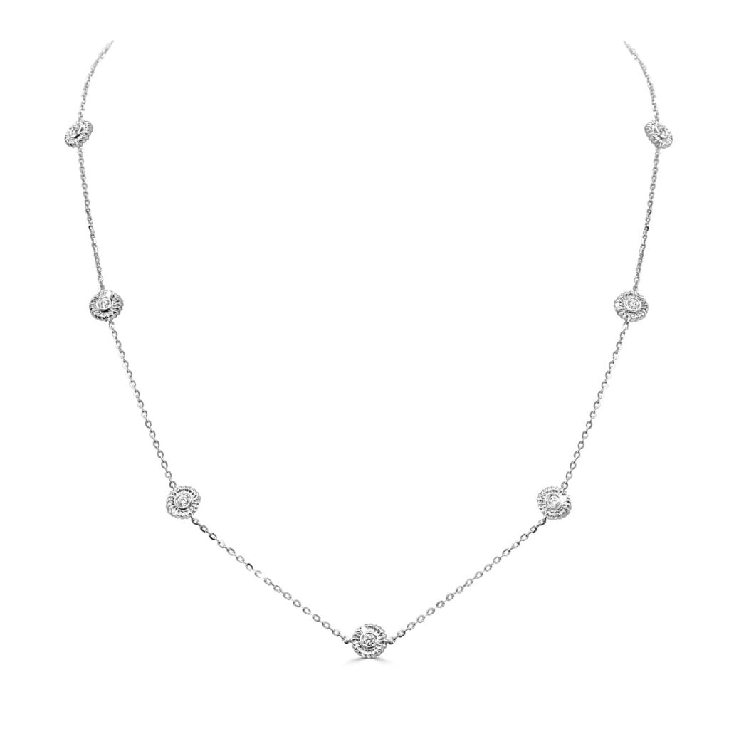 White gold rosette necklace