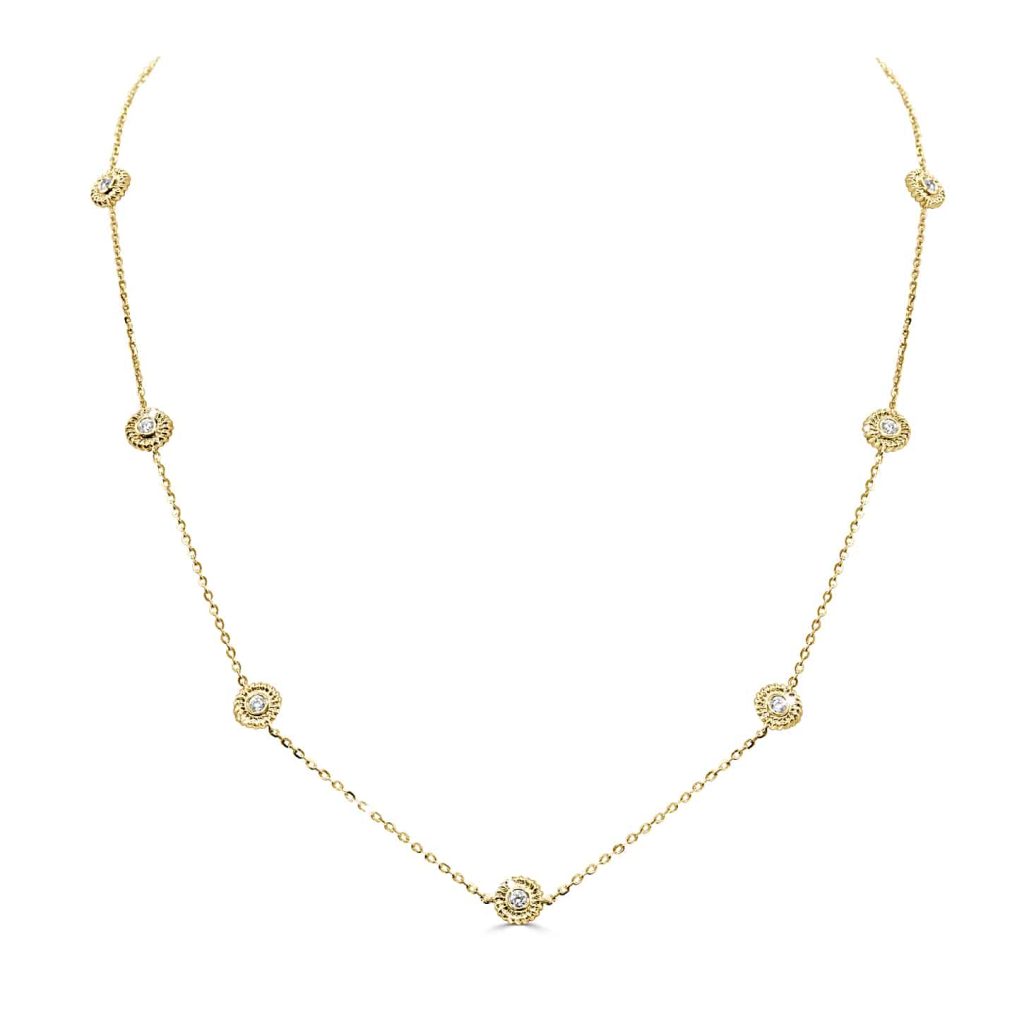 Diamond rosette chain necklace