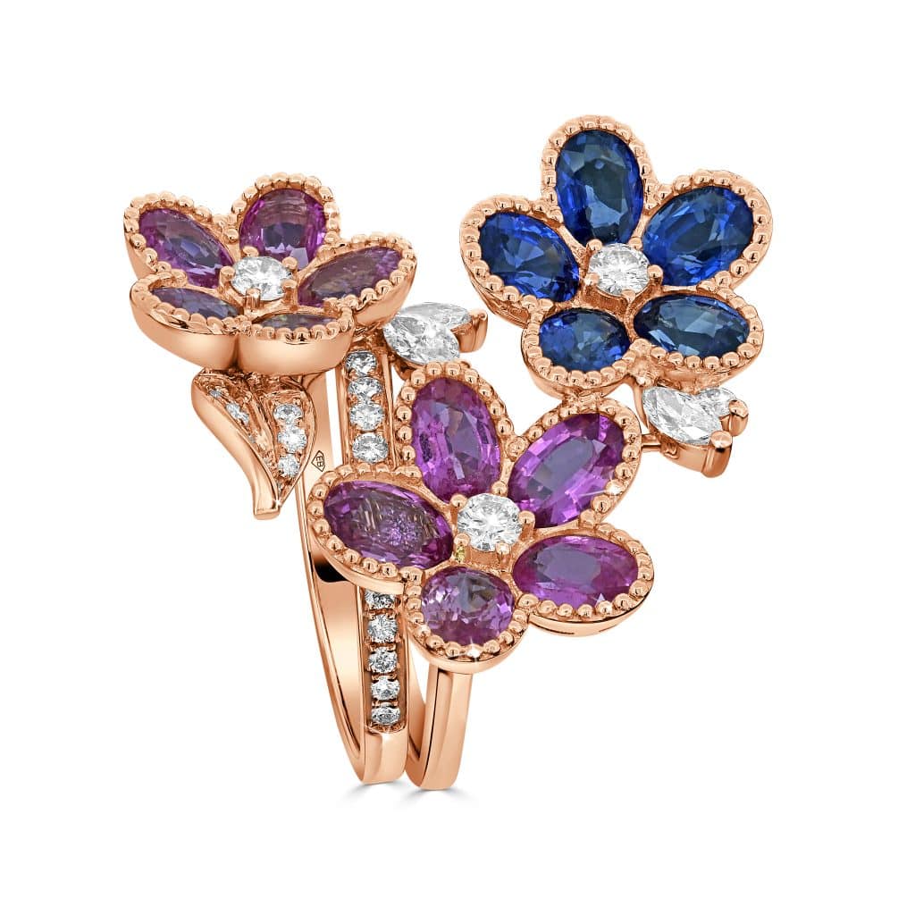 Oval cut diamond engagement ring in rose gold