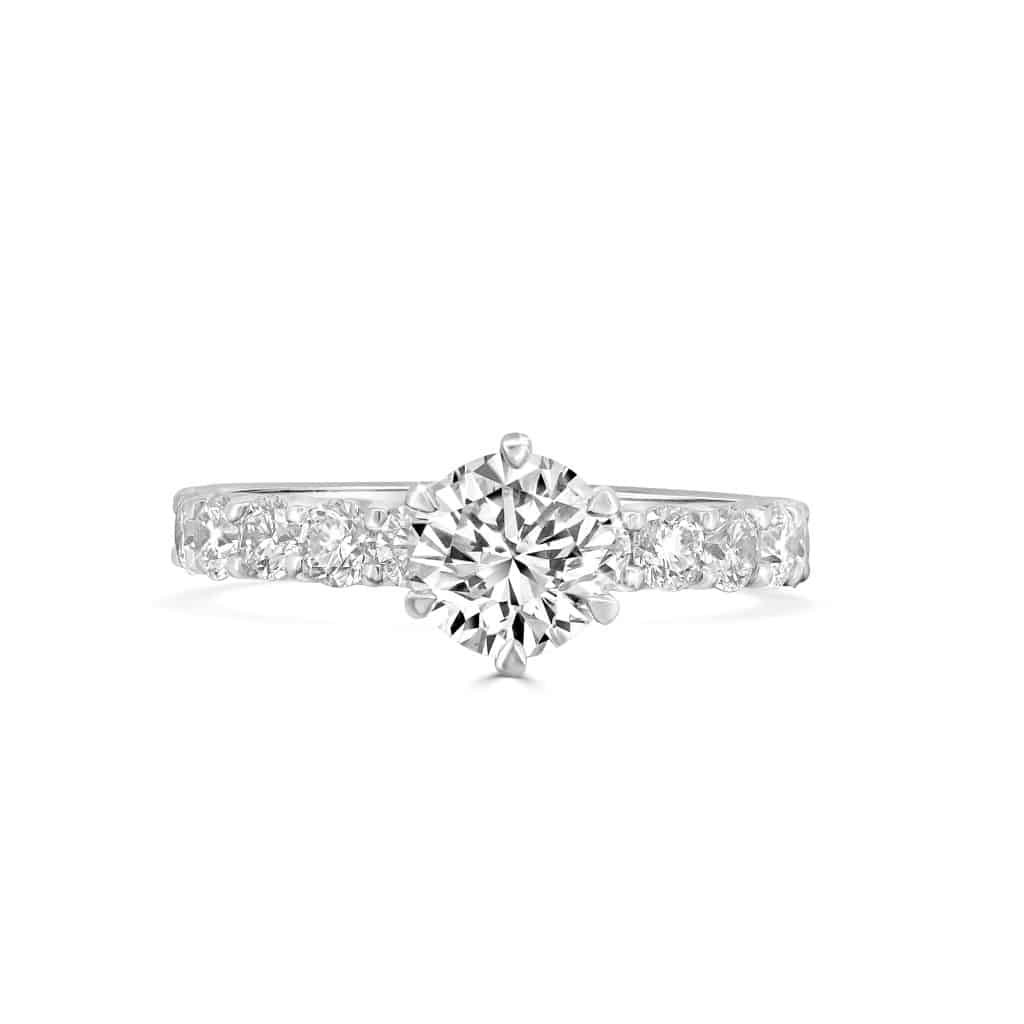 lab Round cut diamond ring
