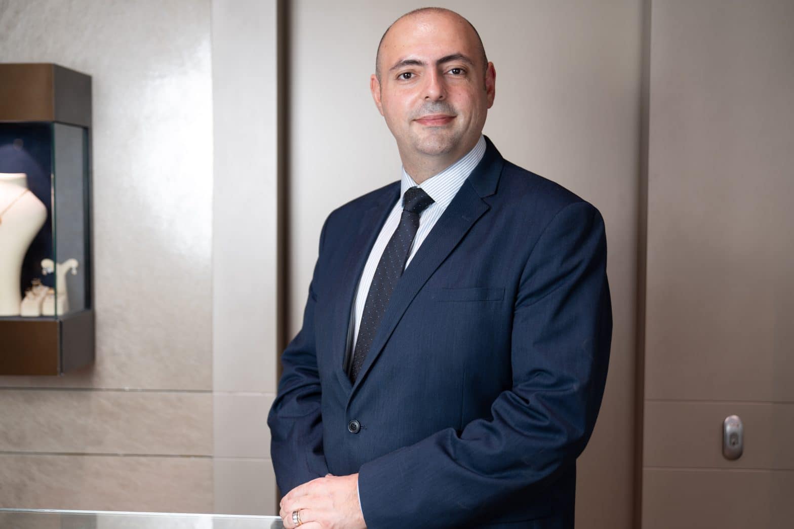 Behind the Bench: How Our Master Jeweller Ernesto Creates Custom Rings