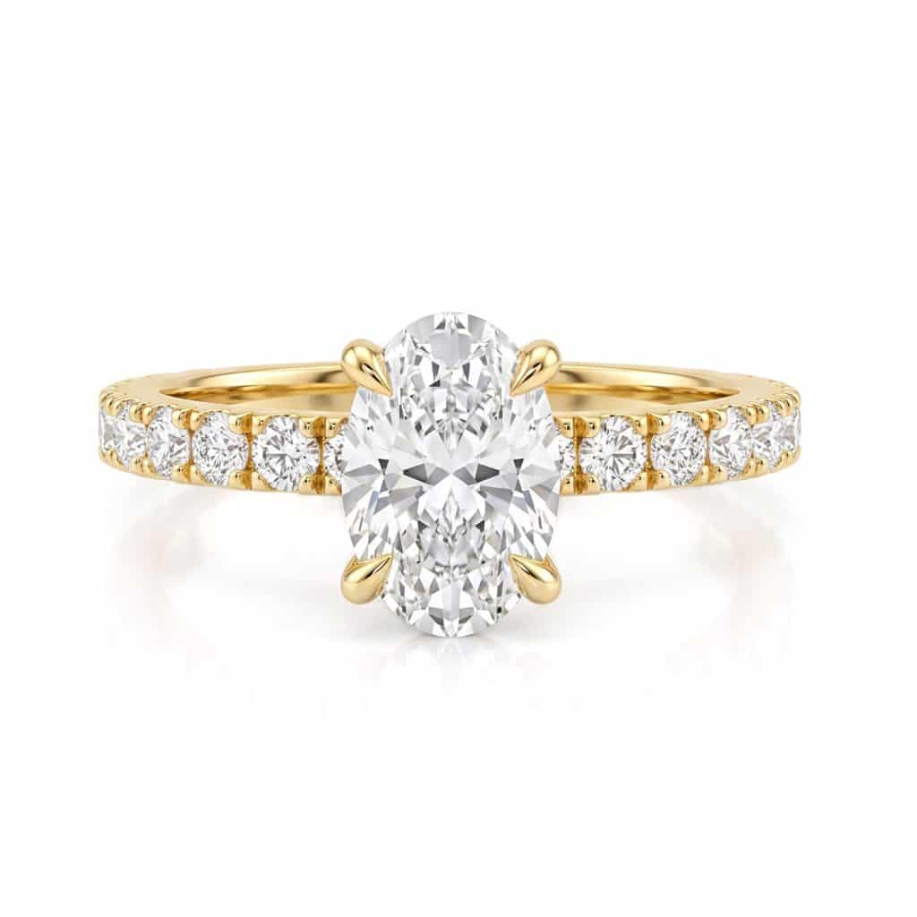 Oval diamond engagement ring